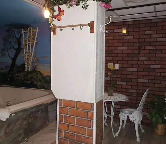 Hotel Hollywood & Suites 2*